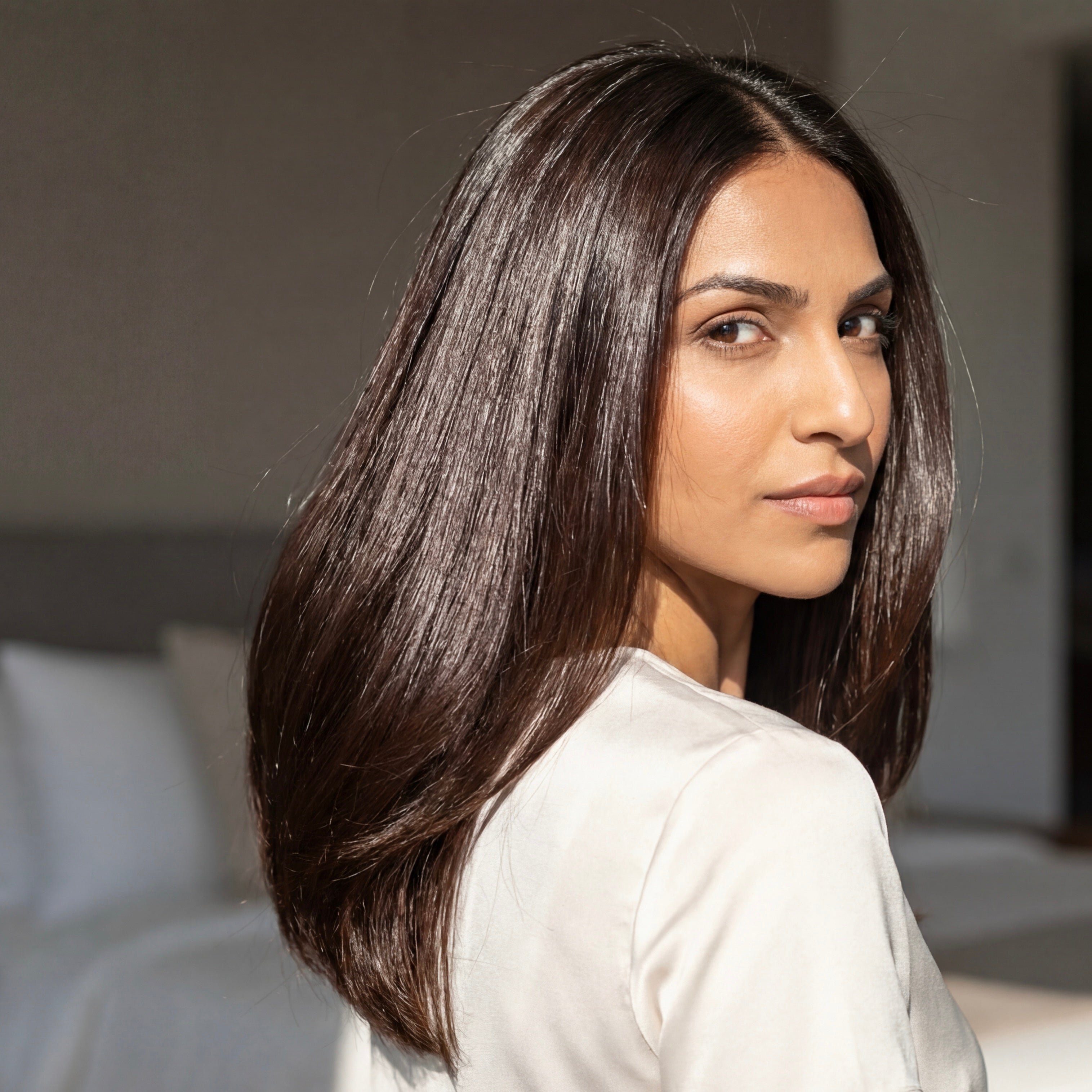 Luneira Revive Shampoo + Conditioner | Anchor Your Roots. Reveal Your Shine