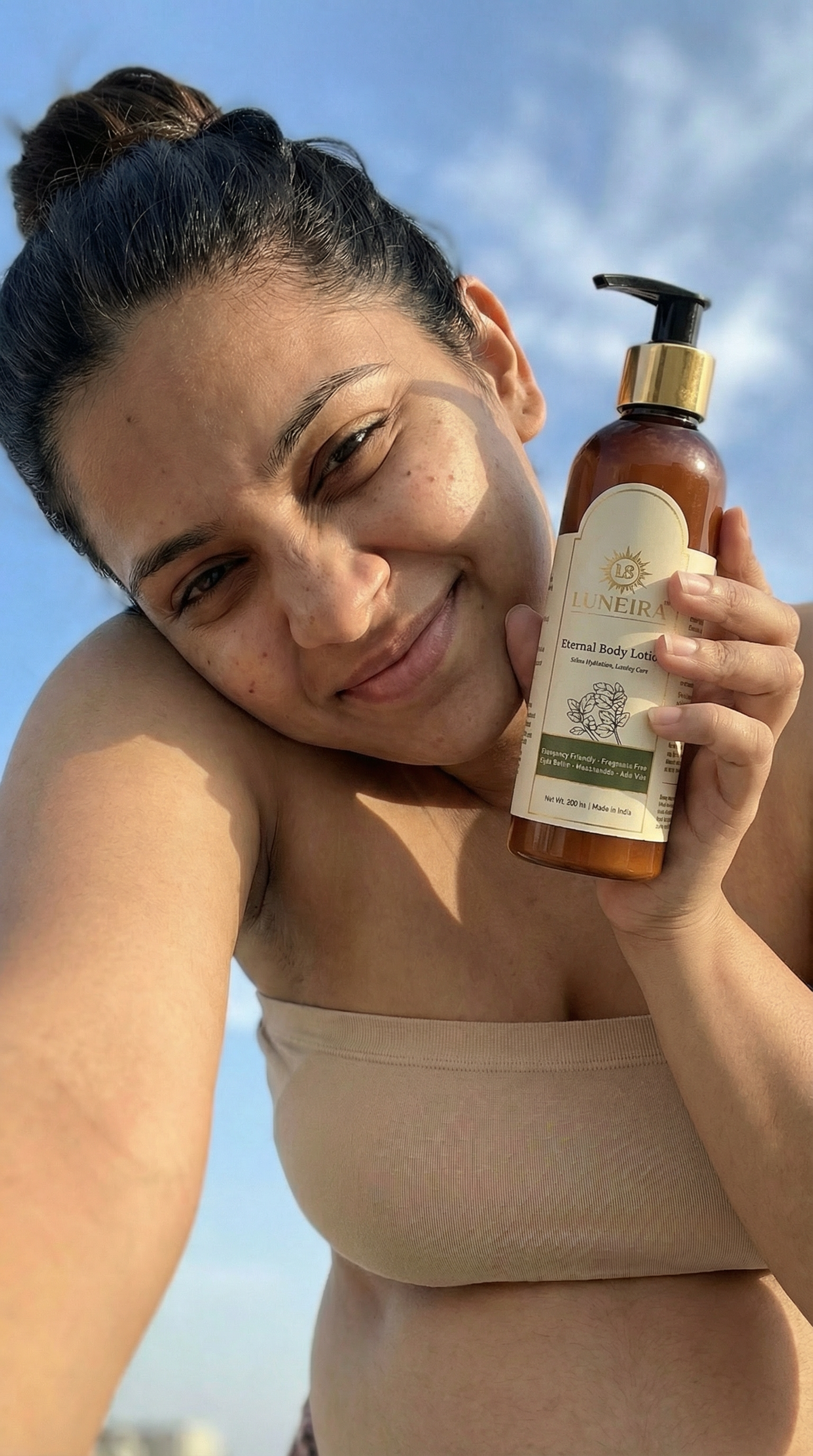 Luneira Eternal Body Lotion | Silken Hydration that Lasts All Day