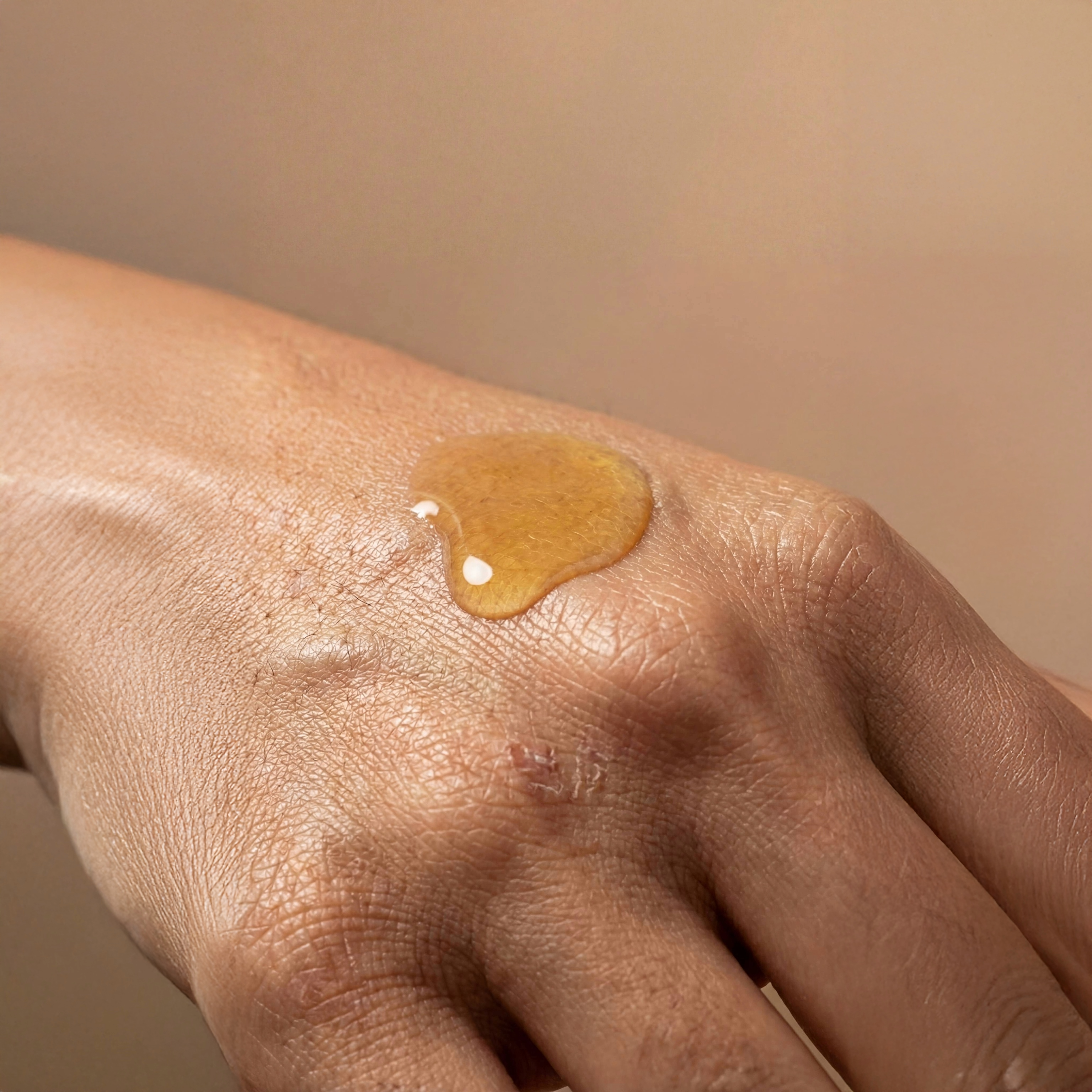 Luneira Eternal Belly Oil | Liquid Gold for Your Changing Shape